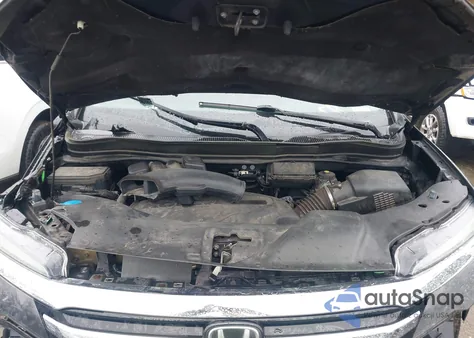 2017 Honda Pilot Elite from USA, damaged, VIN 5FNYF6H00HB013806